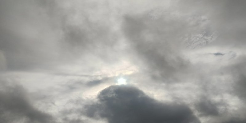 MAIS UMA VEZ: Quinta (25) de céu nublado e chuvas em RO, incluindo Guajará-Mirim