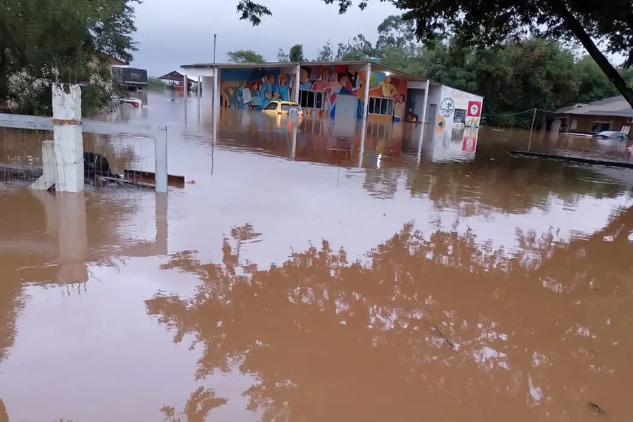 FATAIS: Defesa Civil do RS confirma 107 mortes devido às chuvas no estado